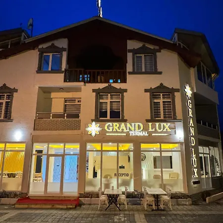 Otel Grand Lüx Termal Yoncalı *